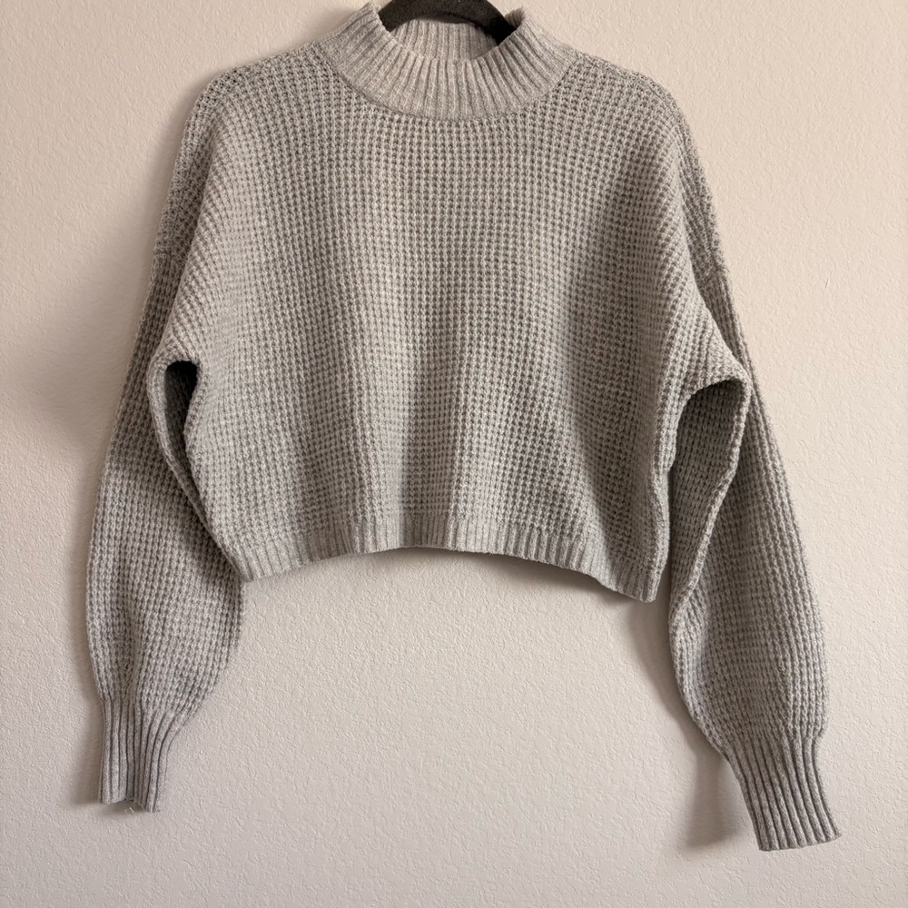 Hollister Cozy Gray Oversized Sweater- size xs